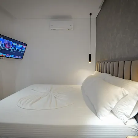 Hotel Juna - Private